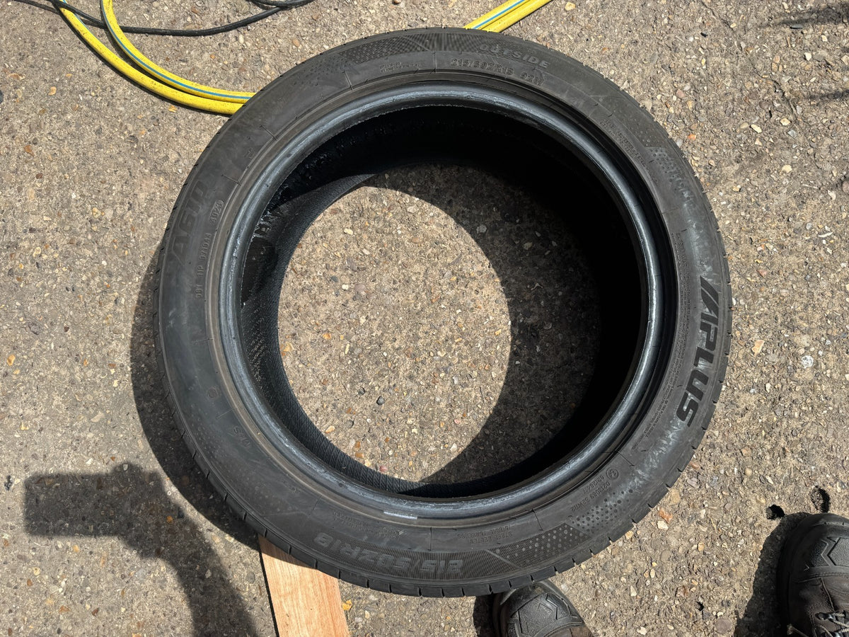 최신 2023 215 50 18 92W APLUS A610 5mm 잔존 중고 타이어 익일 배송