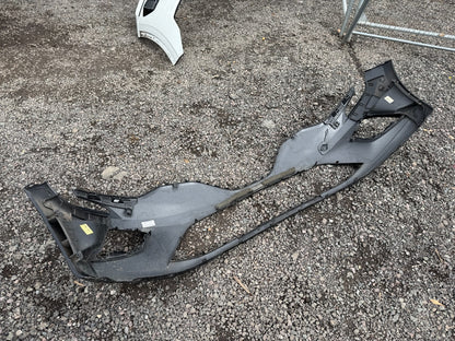 RENAULT CLIO 2020-2022 FRONT BUMPER 960168135R DAMAGED SCRATCHED