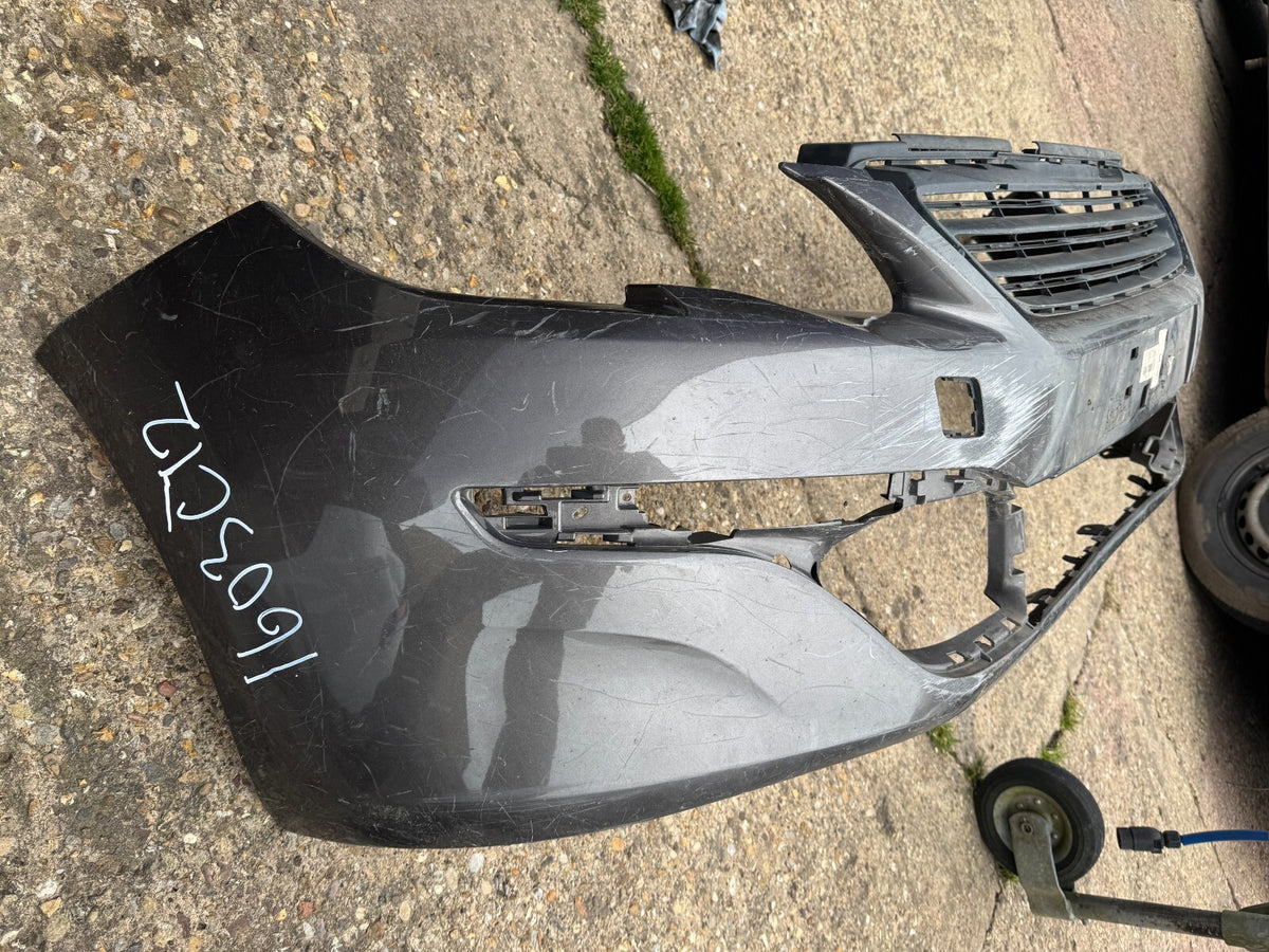PEUGEOT 308 2013 - 2016 PRE FACELIFT GENUINE FRONT BUMPER AA35899370