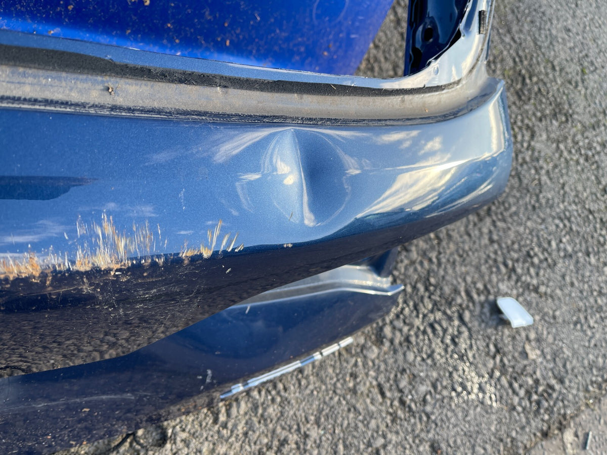 BMW X5 Xdrive 45e Pintu Boot Belakang Kosong CALAR DAN KEMEK