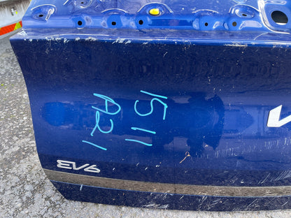 KIA EV6 REAR BARE TAILGATE DENTED AND SCRATCHED
