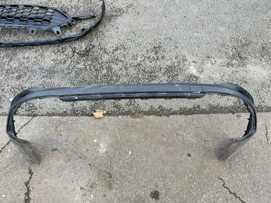 TRIM BUMPER BELAKANG ORIGINAL FORD FOCUS 2018 ke atas JX7B-17F954