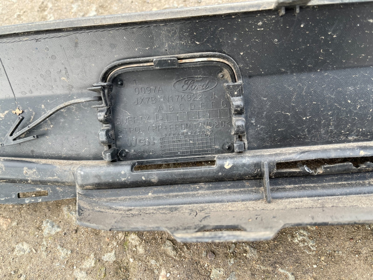 TRIM BUMPER BELAKANG ORIGINAL FORD FOCUS 2018 ke atas JX7B-17F954