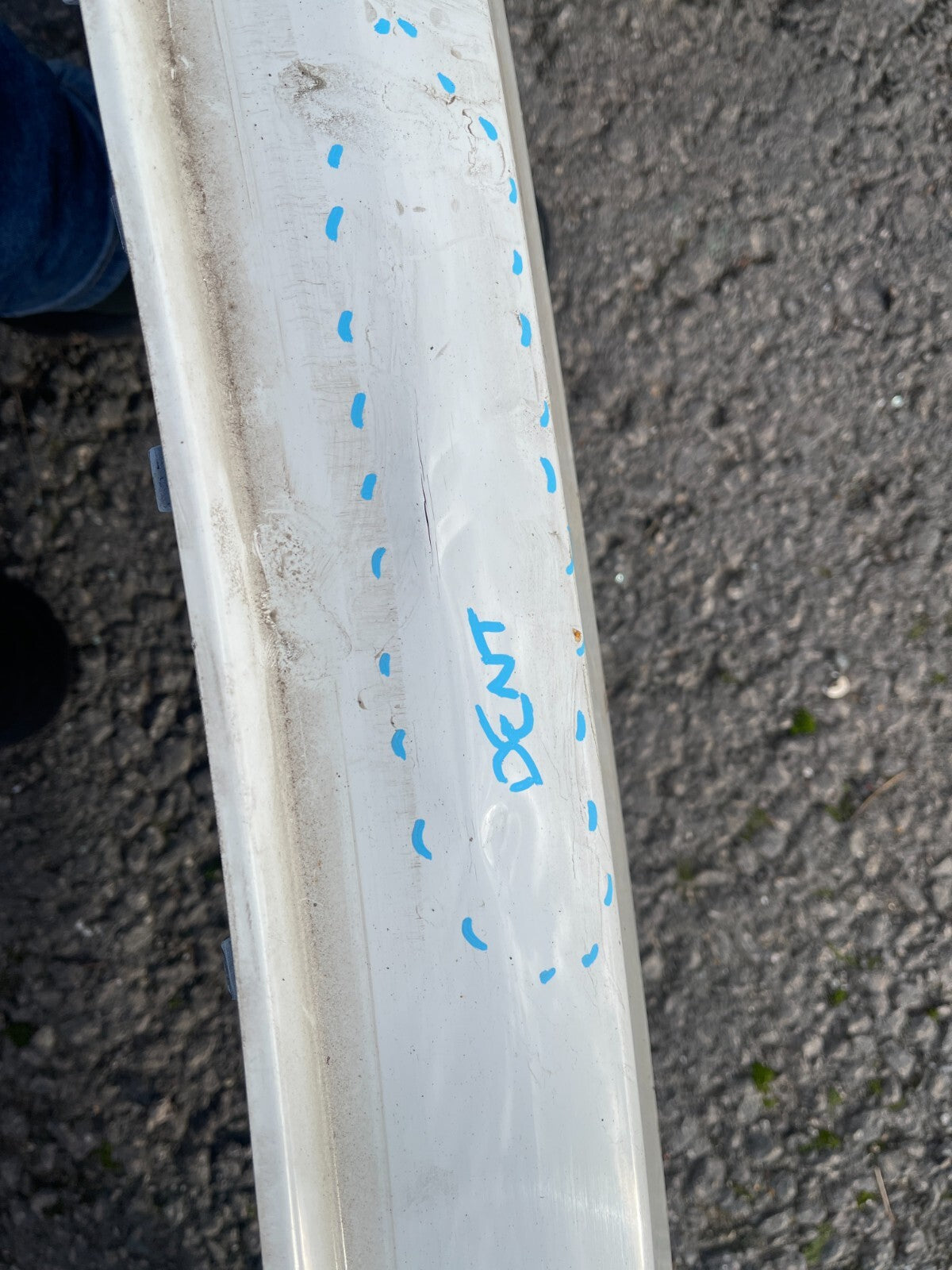 Genuine BMW 1 series F40 Bumper Belakang Standar warna Putih 2020