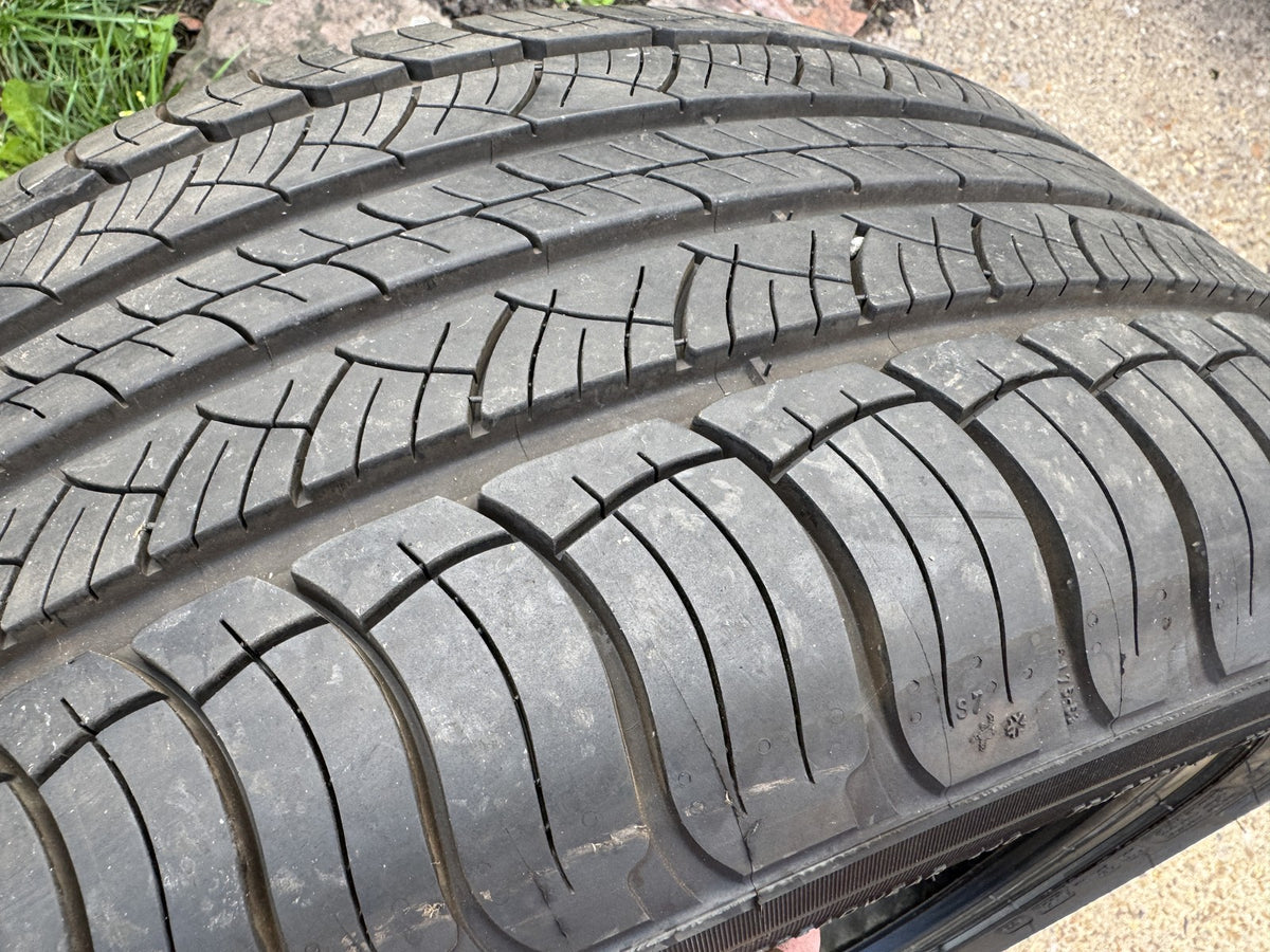 265 45 21 MICHELIN LATITUDE TOUR HP JLR 104W 6.5mm 2026 DATE NO REPAIRS X1