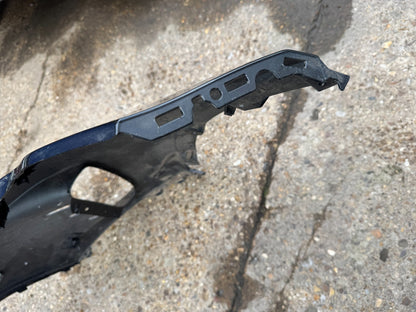 2025 Land Rover Discovery Front Bumper L550 RK7217F003 Carpathian Grey Scratched