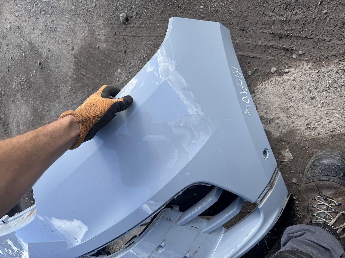 Range Rover Velar L560 R-Dynamic Front Bumper + Lower 2017-On PDC J8A2-17F003