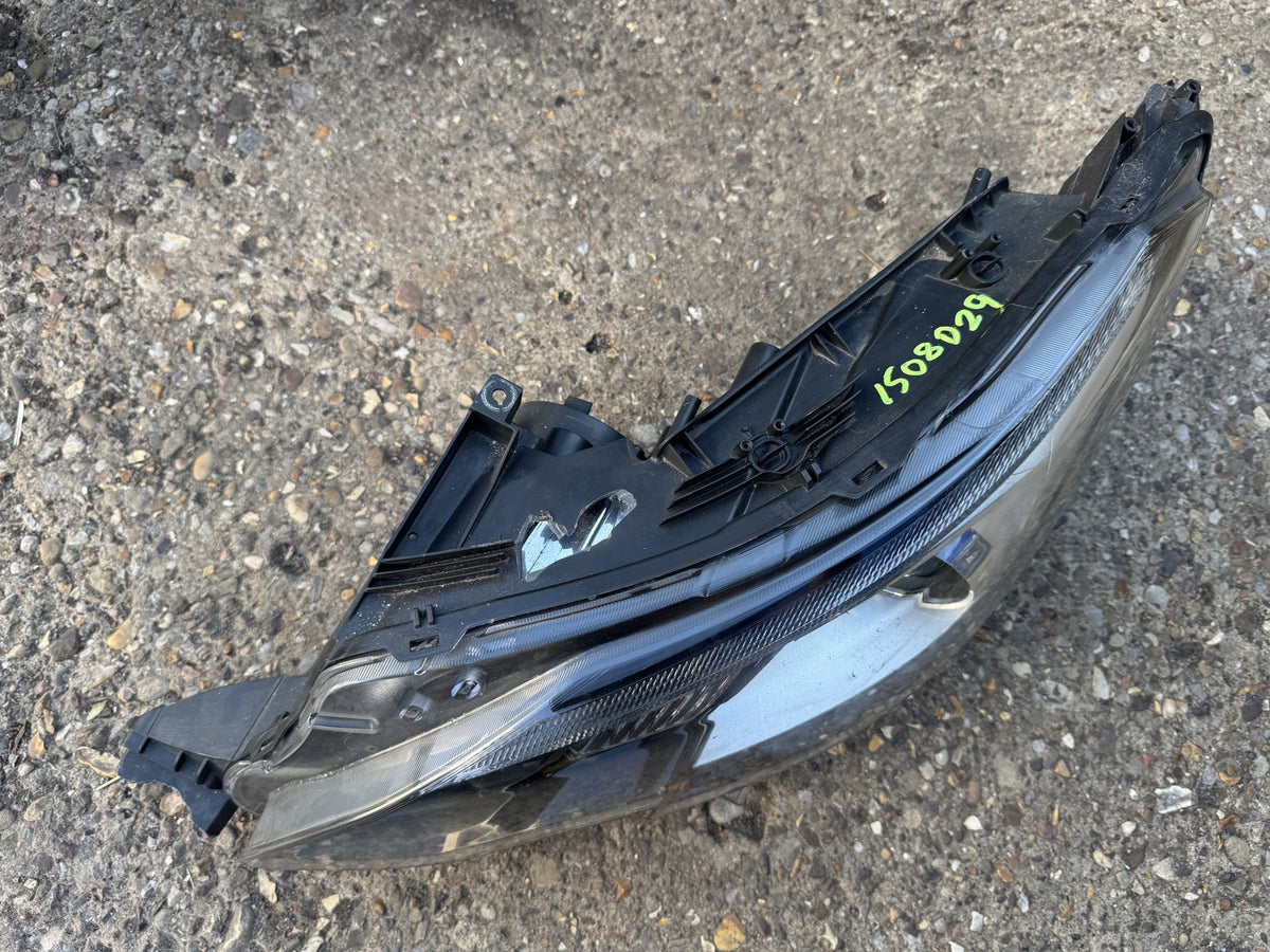 GENUINE PEUGEOT 2008 2013-2019 LEFT HEADLIGHT 9825313780 SPARES REPAIR