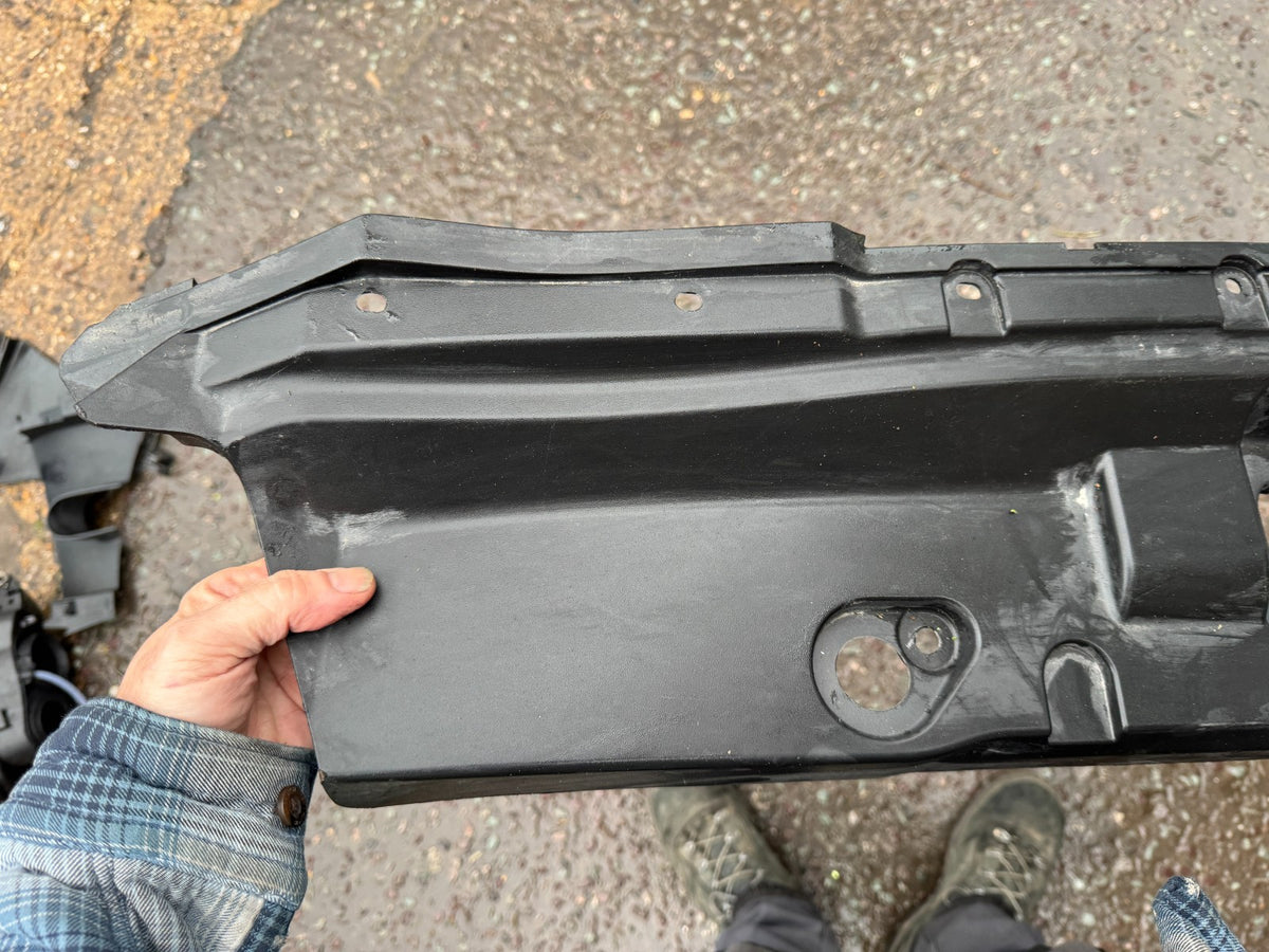 NISSAN LEAF SLAM PANEL TRIM CHARGE PORT SURROUND 2018-2023 623225SK0A