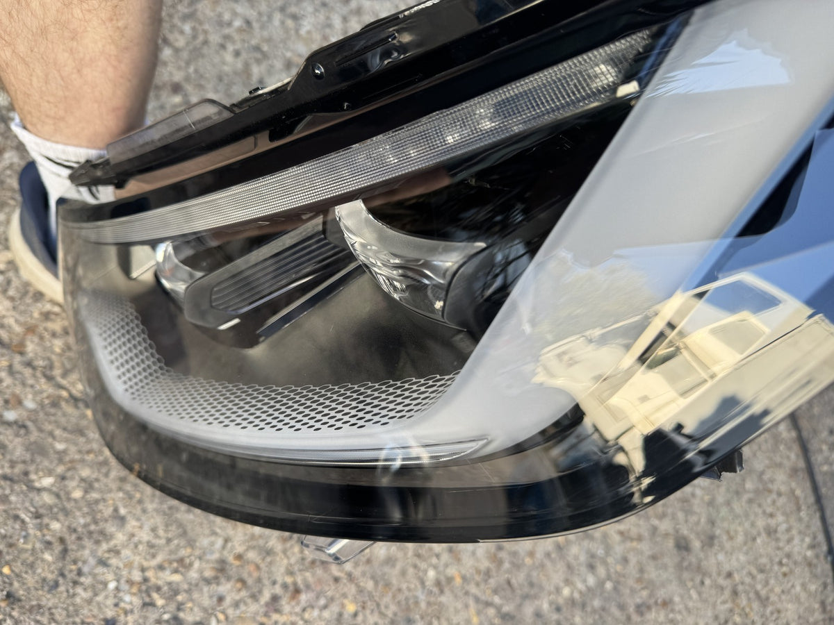 GENUINE LAND ROVER DISCOVERY 5 L462 LEFT LED HEADLIGHT MY42-13W030-GB SPARES