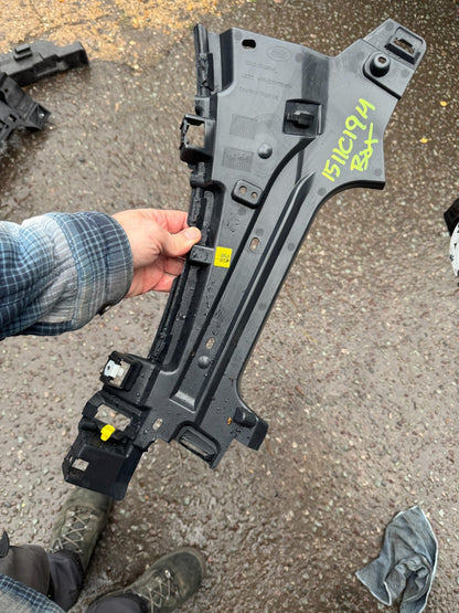 2025 Range Rover Sport Front Bumper Left Bracket N9X216A281 Genuine damage