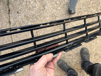 Polestar 2 Front Bumper Lower Grill 2021 - ON Genuine 31663679 slight damage