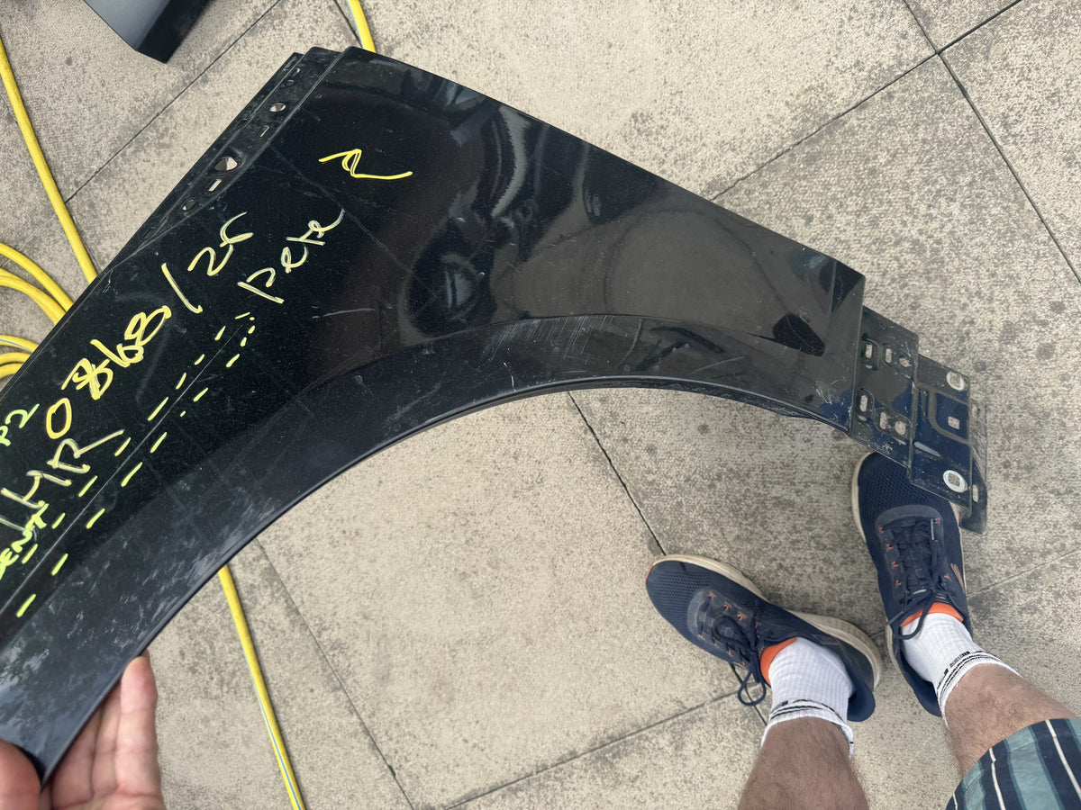 GENUINE RANGE ROVER VELAR L560 FRONT WING LEFT J8A2-16A183 REPAIR & PAINT
