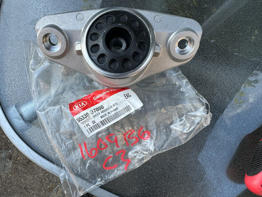 SUPPORT MOUNTING SHOCKBREAKER SUSPENSI ORIGINAL HYUNDAI TUCSON 2015-2021 55330-D7000