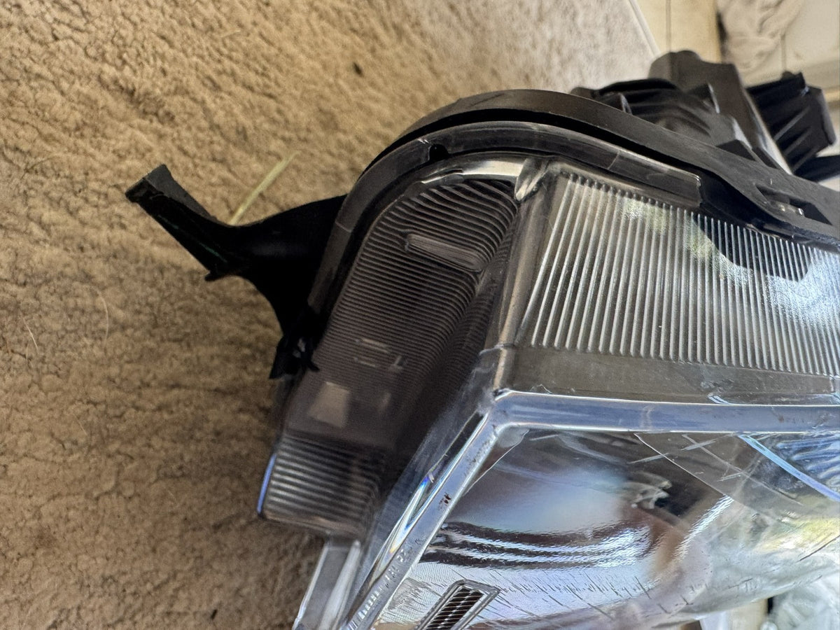 GENUINE VW POLO MK6 AW FACELIFT LED HEADLIGHT LEFT 2G2941005F SPARES