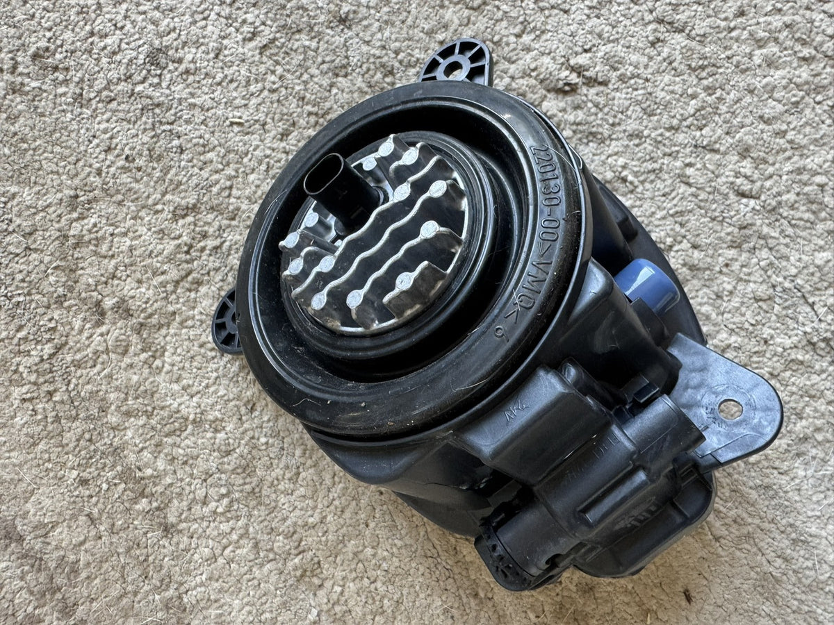 GENUINE SEAT TARRACO LEON VW POLO MK6 LED FRONT FOG LIGHT LEFT 5FJ941701