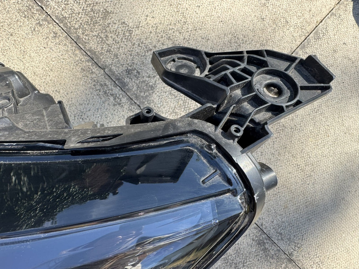 GENUINE PEUGEOT 208 MK2 GT LED HEADLIGHT LEFT 9850598780 SPARES REPAIR