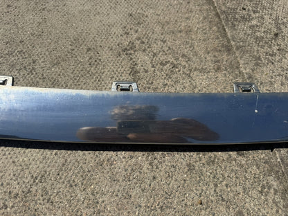 GENUINE MERCEDES C-CLASS W205 FRONT BUMPER CHROME TRIM STRIP A205 885