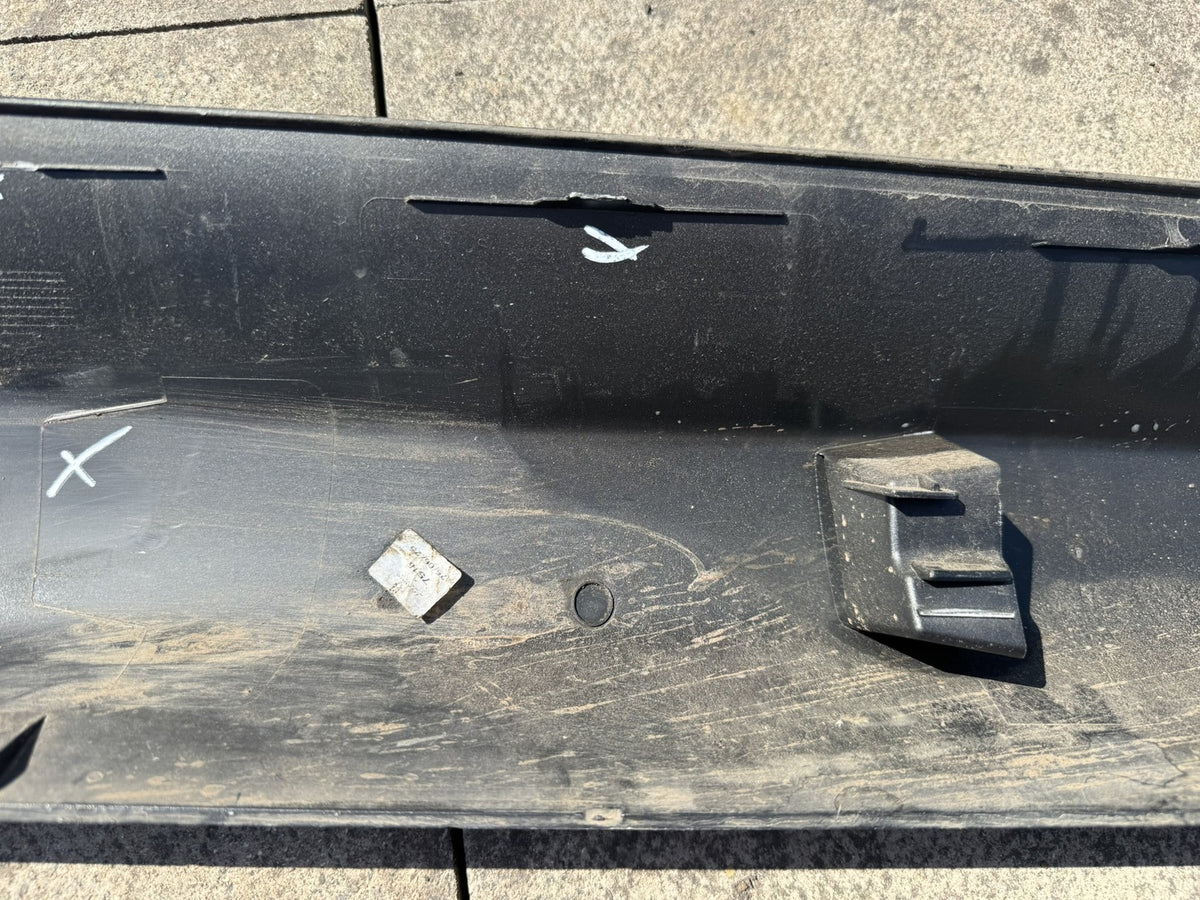 GENUINE LAND ROVER DISCOVERY SPORT L550 LEFT DOOR MOULDING GLOSS BLACK SVO