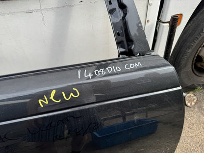 GENUINE RANGE ROVER VELAR L560 REAR RIGHT DOOR SHELL J8A2-20254-AA 2017-ON