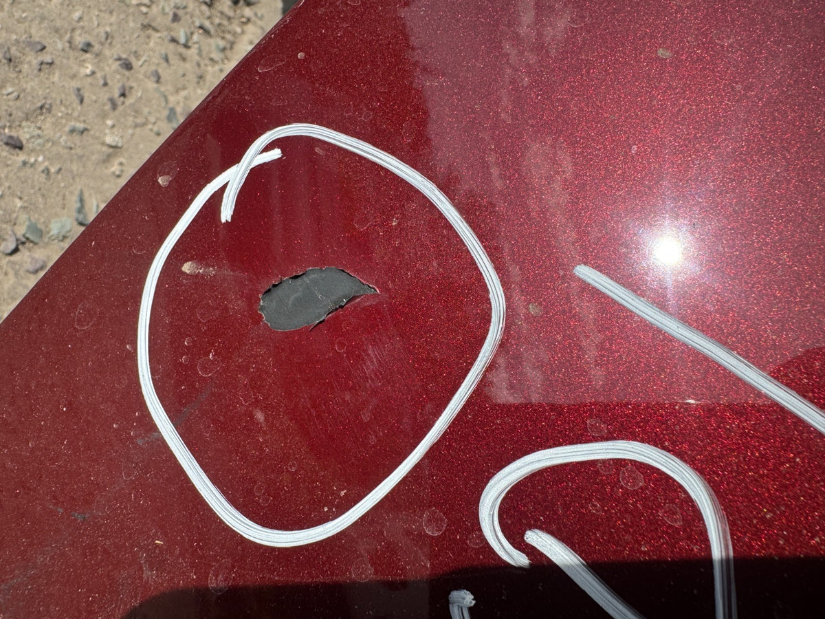 HYUNDAI TUCSON REAR BUMPER UPPER & LOWER WITH PARKING SENSORS HOLES - DAMAGED