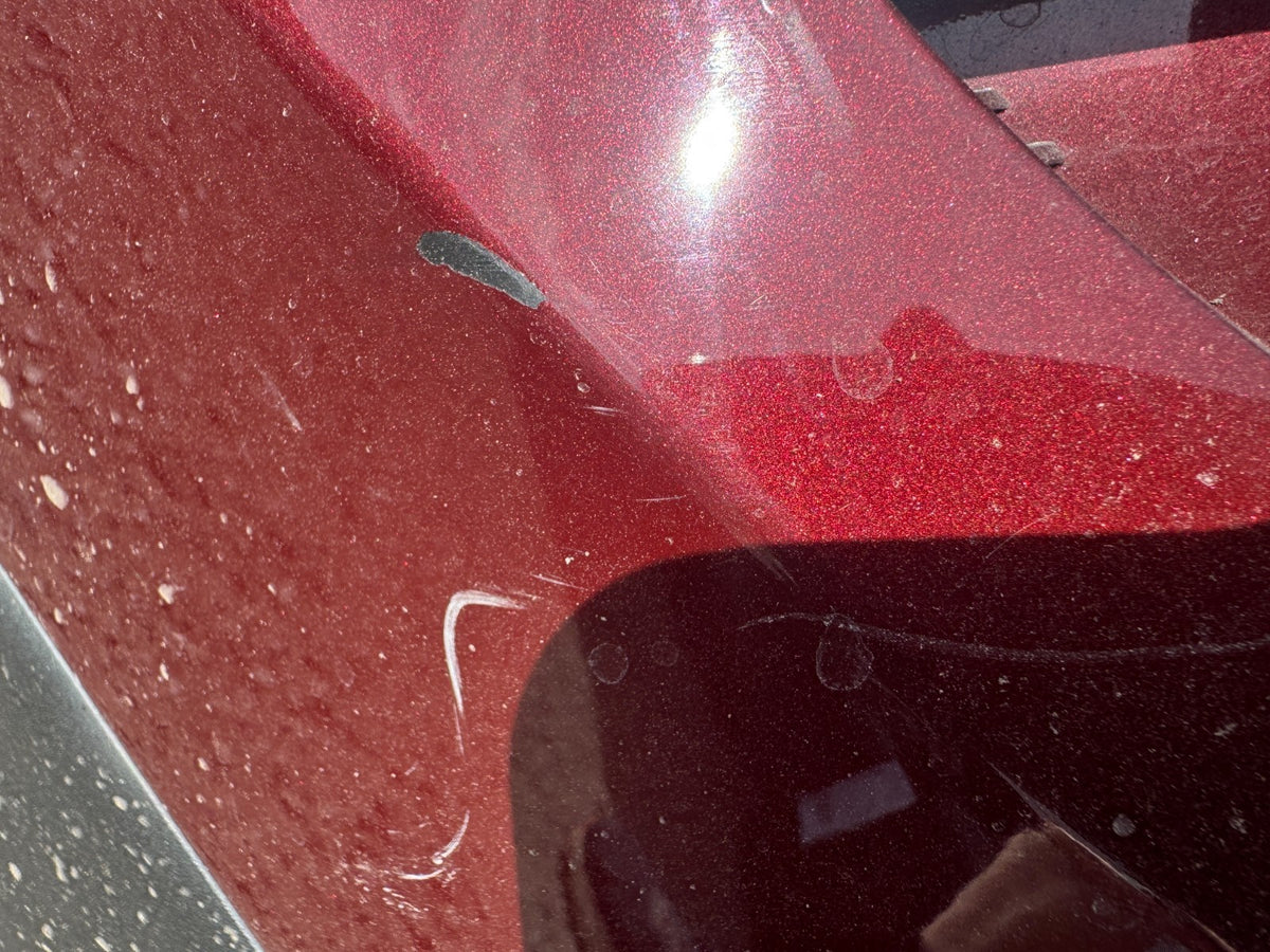HYUNDAI TUCSON REAR BUMPER UPPER & LOWER WITH PARKING SENSORS HOLES - DAMAGED