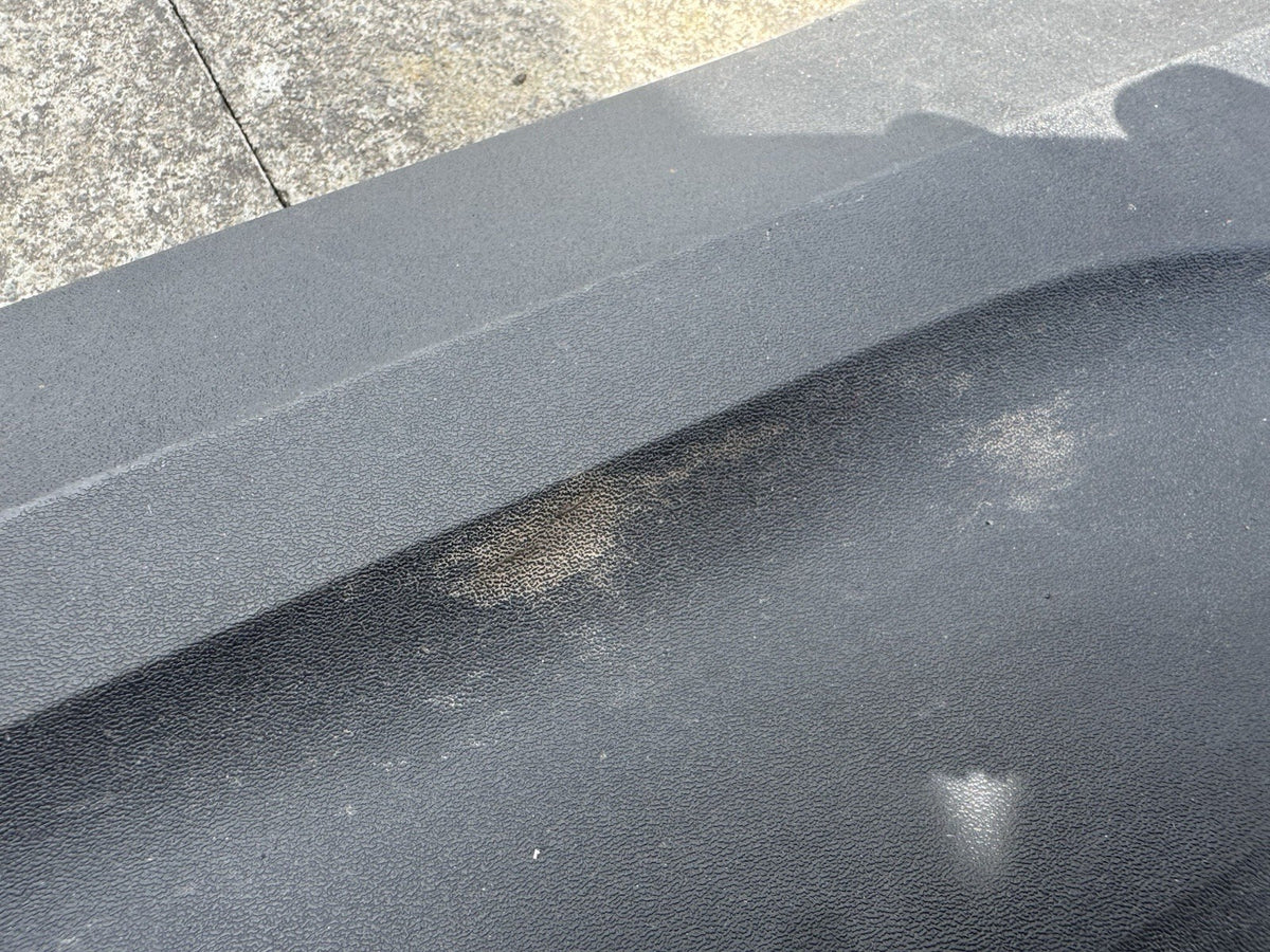 Volvo XC40 18-23 Acuan Bawah Pintu Depan Kanan Tulen 31448317 31448337 I9K10