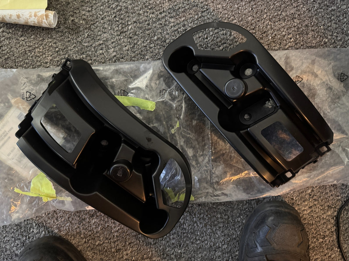 Peugeot 2008 MK2 Rear Upper Bumper Mount Bracket Set 1682393380 2019-on Genuine