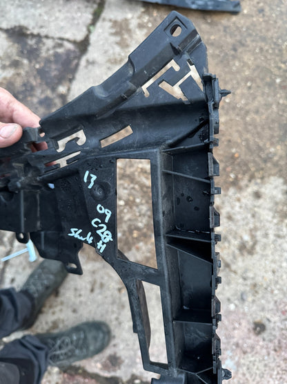 Volvo XC90 Rear Bumper Left Side Bracket 31663175 Genuine