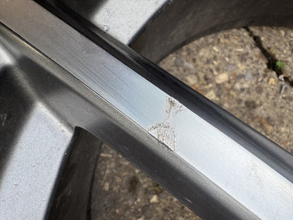 Range Rover Velar L560 2026 21in 5109 Alloy Wheel 8.5Jx21 Scratched M8A2-1007-DA