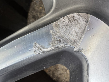 Range Rover Velar L560 2026 21in 5109 Alloy Wheel 8.5Jx21 Scratched M8A2-1007-DA