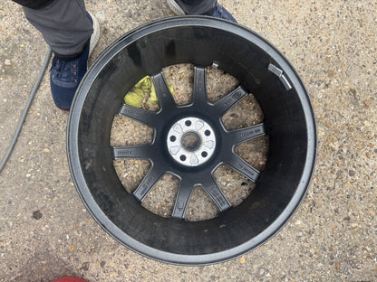 Range Rover Velar L560 2026 21in 5109 Alloy Wheel 8.5Jx21 Scratched M8A2-1007-DA