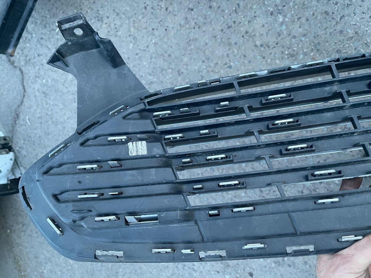 GRILLE FORD MONDEO 5 Door Hatchback DS738150JW '16