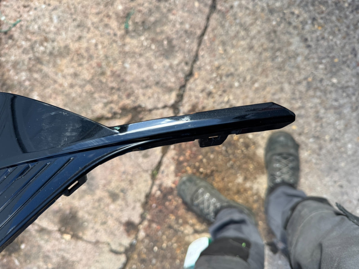 2025 Peugeot 408 P54 Front RIGHT Bumper fog light trim 9846750980 Scratched