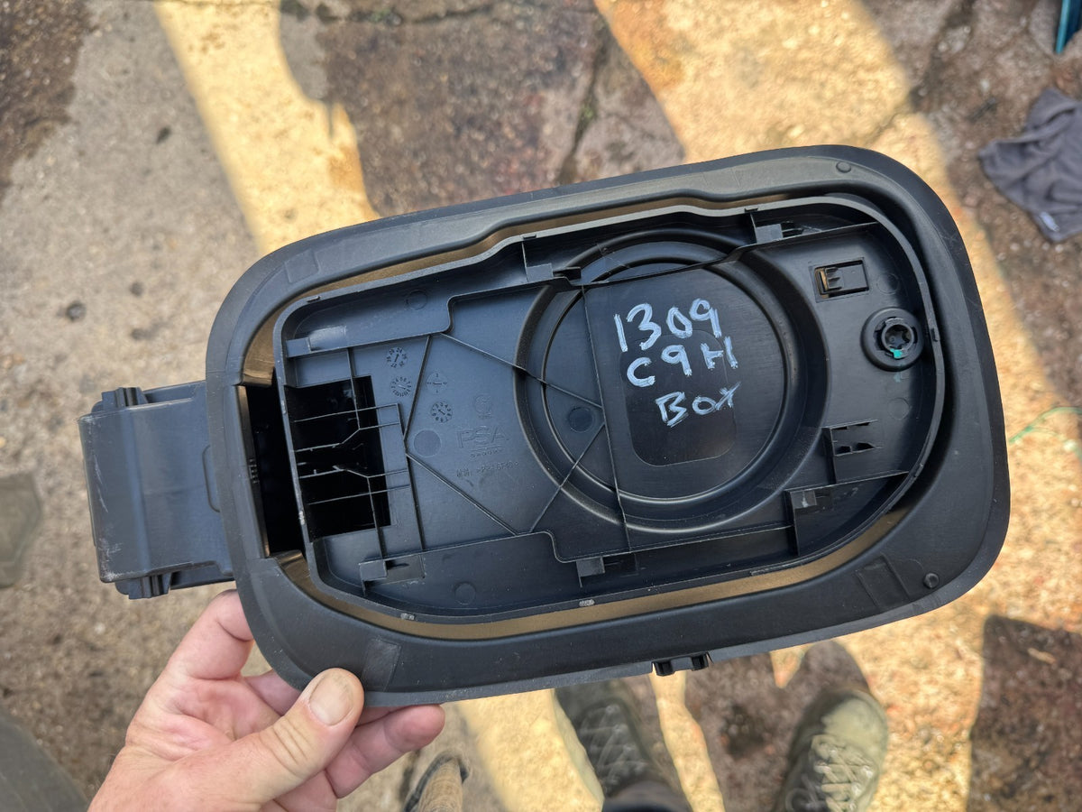 2024 Peugeot Citroen Charging PHEV port flap 9838720880 9838897180