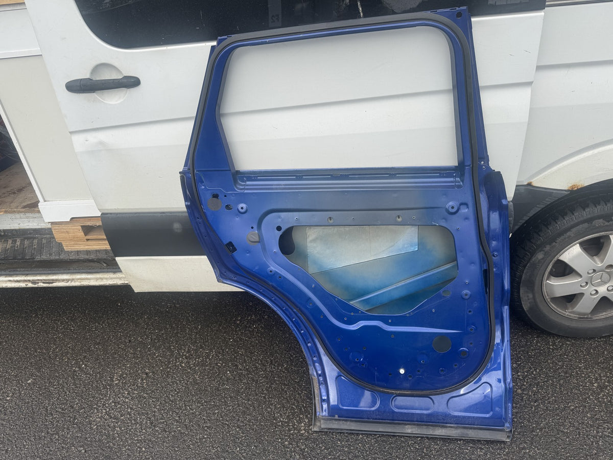 Range Rover Sport L494 2020 Rear Left Door + Lower Mouldings Blue Dented 3105261
