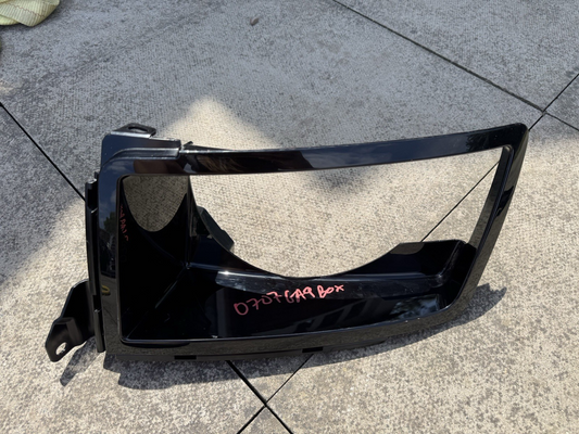 Land Rover Defender Headlight Surround Left 20 ON L8B2-13C025-B L663