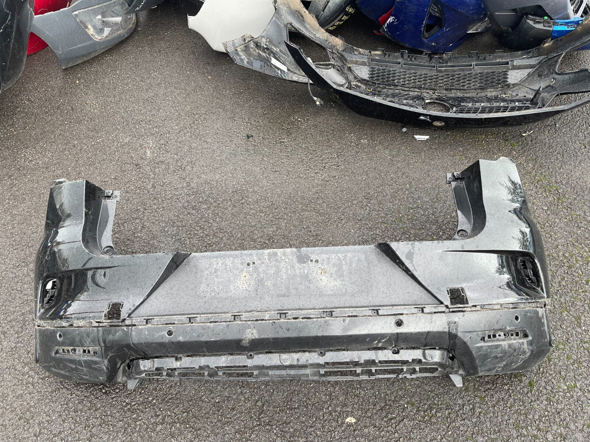 BUMPER BELAKANG JAGUAR I PACE 2018 onwards X590 P/N: J9D3-17D781-A