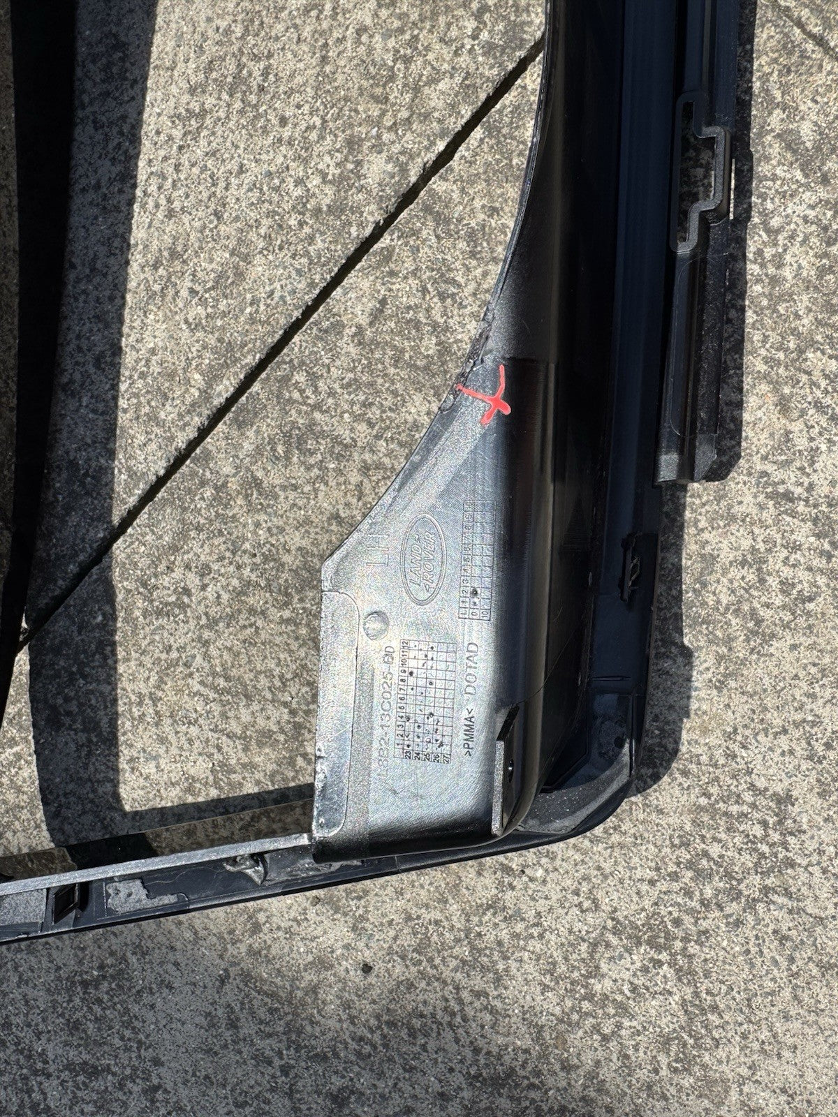 Land Rover Defender 大燈外框 左 20 ON L8B2-13C025-B L663
