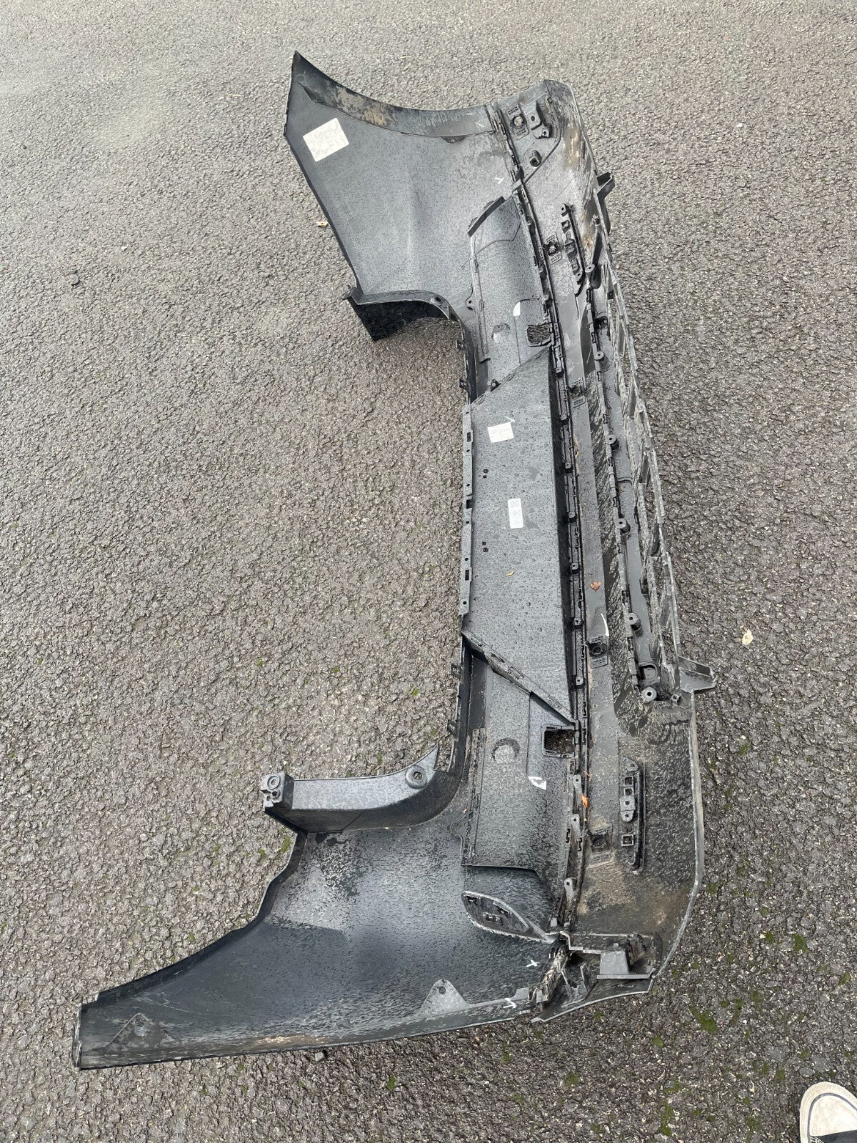 BUMPER BELAKANG JAGUAR I PACE 2018 onwards X590 P/N: J9D3-17D781-A