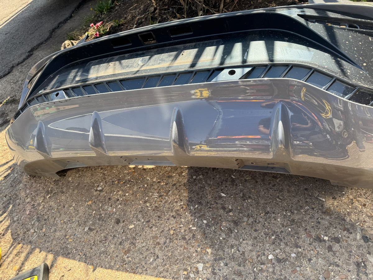 2025 SEAT CUPRA BORN REAR BUMPER 2021-ON 10E807421B SCRATCHED