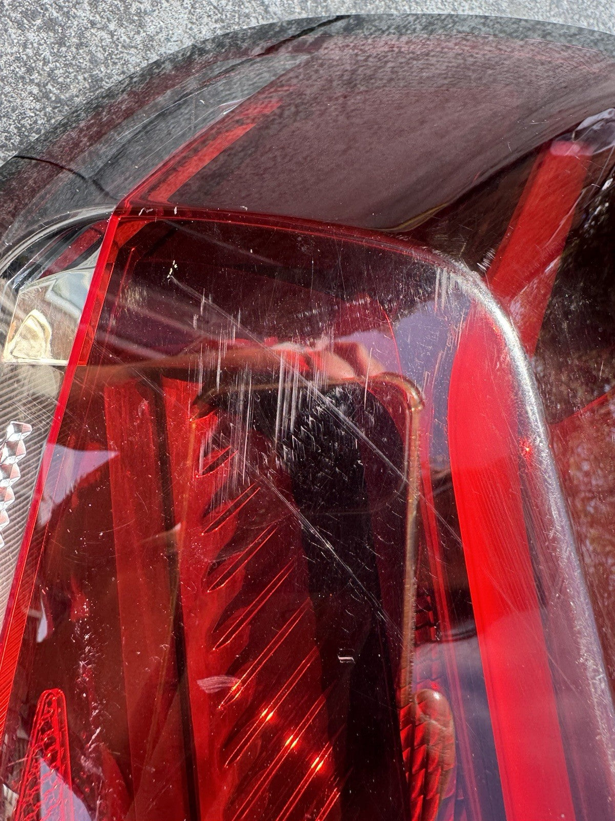 2021-ON CITROEN E C4 REAR LEFT LIGHT 9831100280