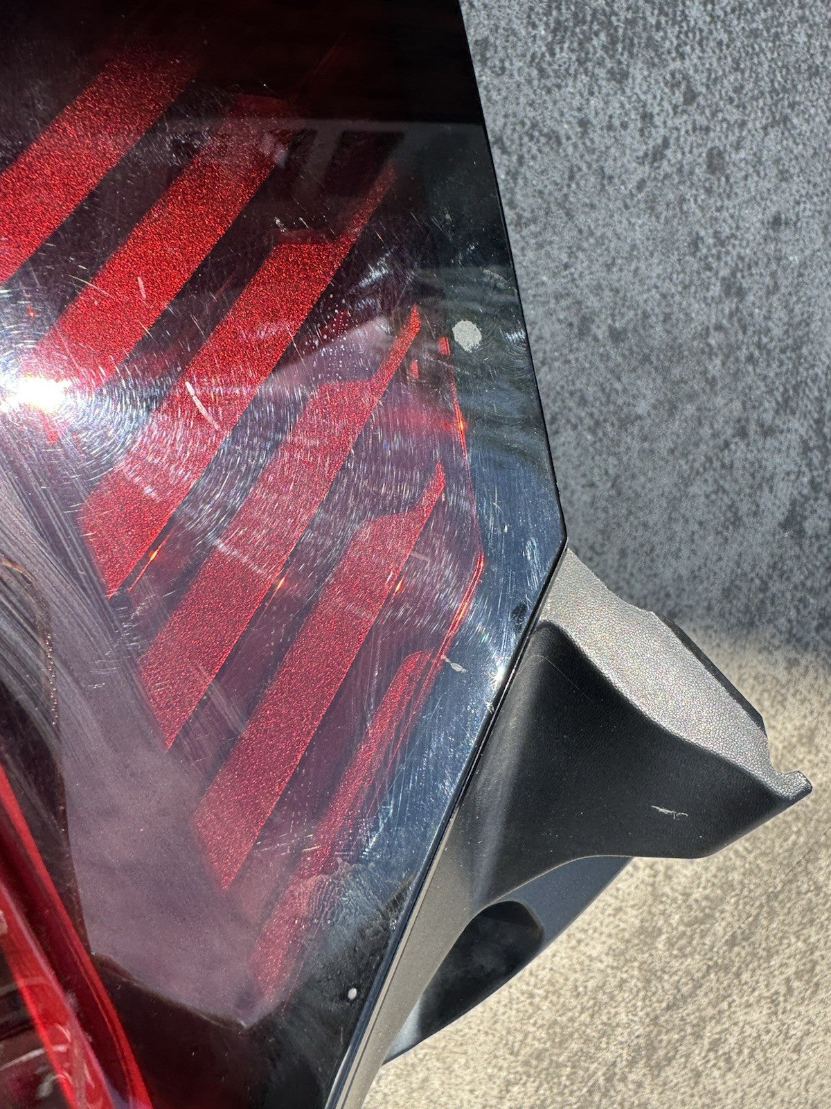2021-ON CITROEN E C4 REAR LEFT LIGHT 9831100280