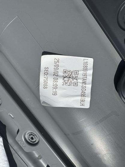 PZ31-K27503 Sandaran tangan Lh 2025