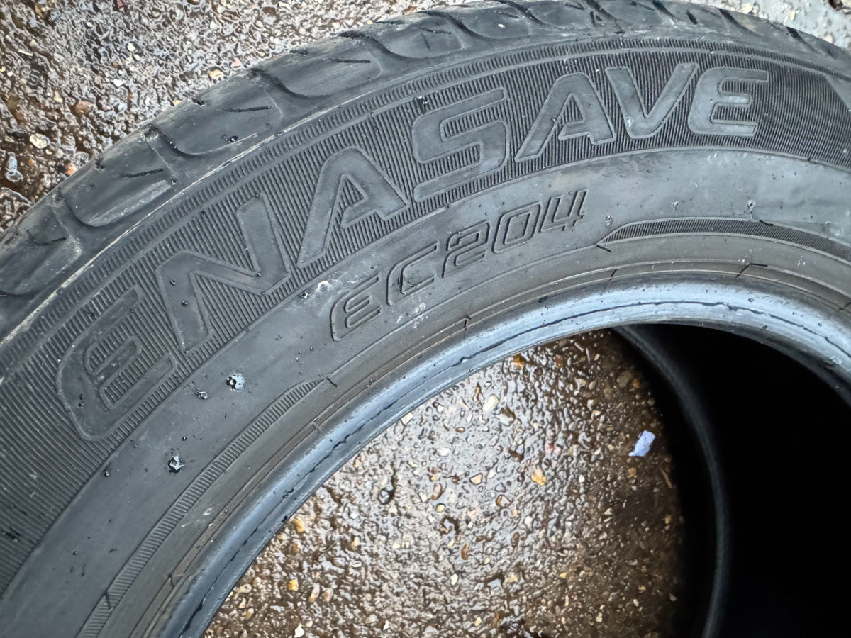215 60 16 95h DUNLOP Enasave EC204 BELUM PERNAH TAMBAL 5.5MM BAN SECOND 2023