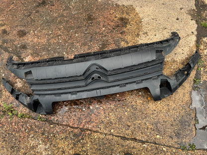 GENUINE CITROEN BERLINGO 2018   FRONT GRILLE 9816779080 NO FAKES