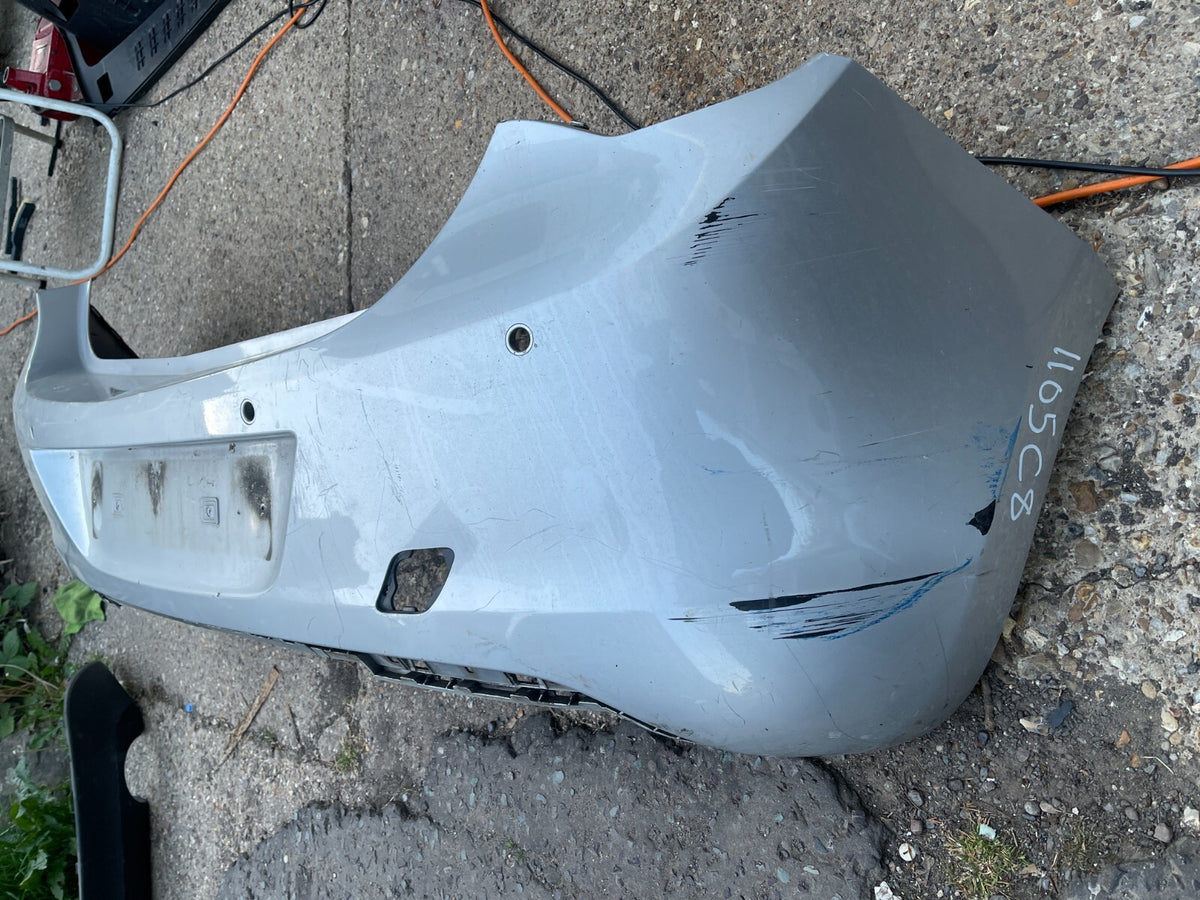 GENUINE VAUXHALL ASTRA J 2009-2013 REAR BUMPER 13266587 MM3661
