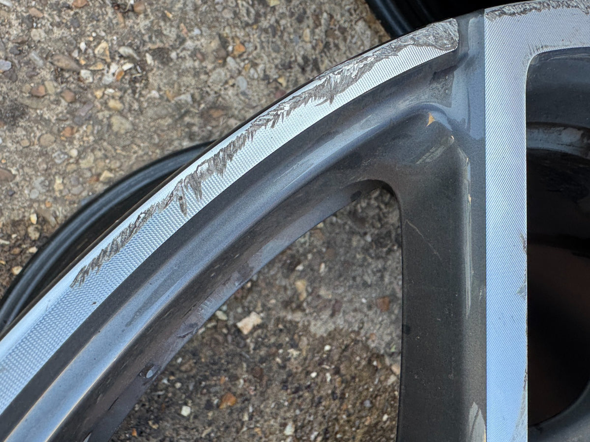Lotus Eletre 22 REAR Alloy Wheel 8890981939GD3 SCRATCHED BUT NO BUCKLES OR WELDS