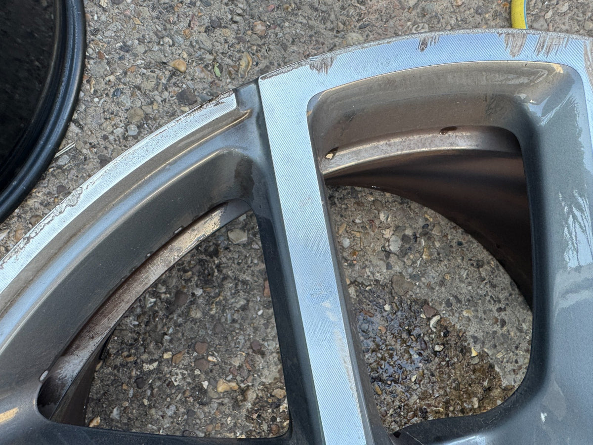 Lotus Eletre 22 REAR Alloy Wheel 8890981939GD3 SCRATCHED BUT NO BUCKLES OR WELDS