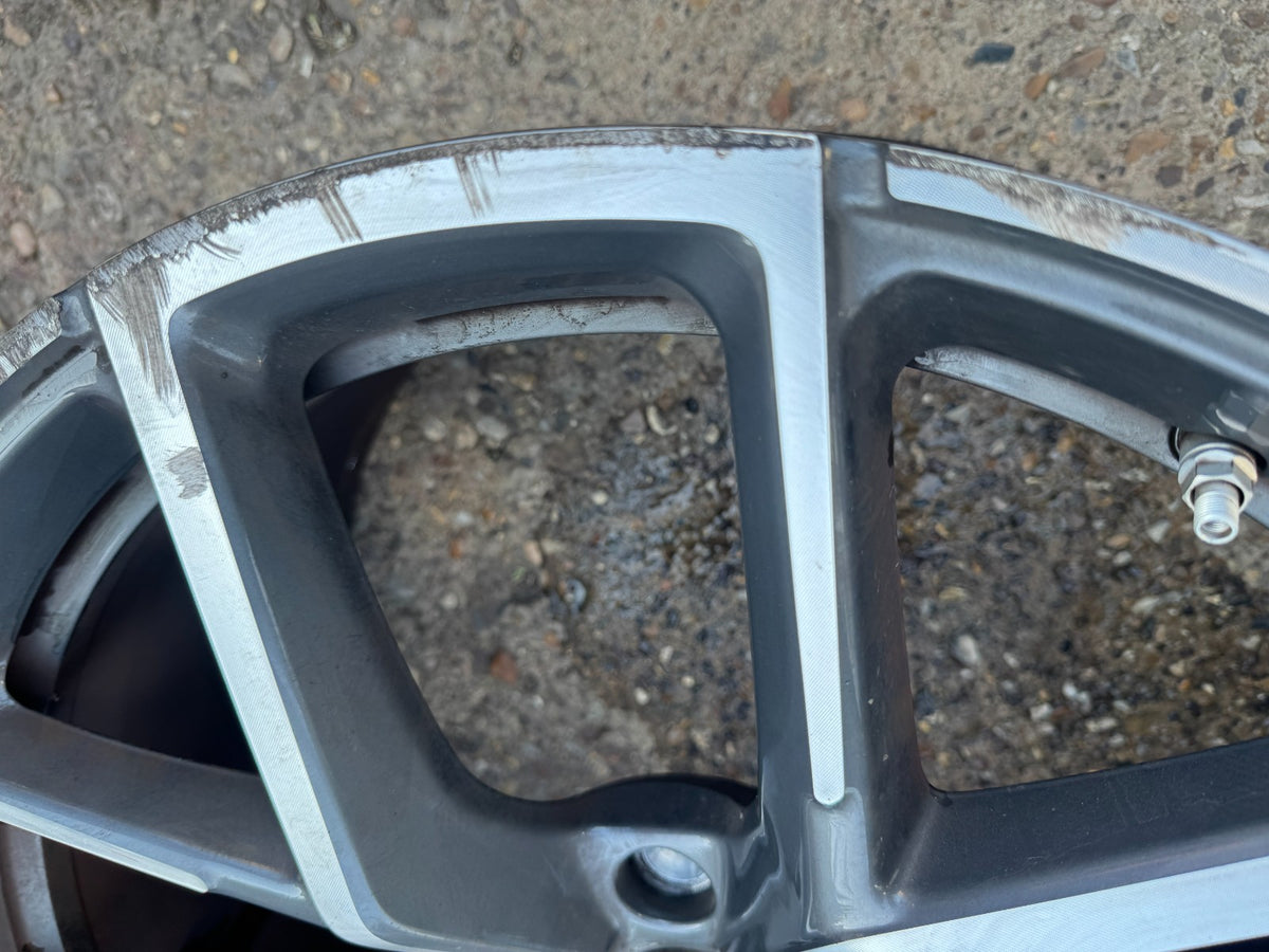 Lotus Eletre 22 REAR Alloy Wheel 8890981939GD3 SCRATCHED BUT NO BUCKLES OR WELDS